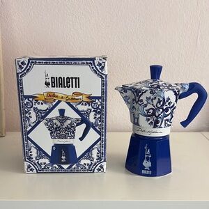 Blue and White Moka Pot 6 cups